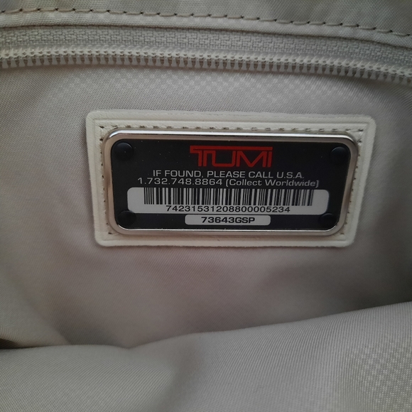 Tumi Nylon Triple Zipper Compartments, Gray Tote 73643GSP, w/Laptop Pouch - Picture 10 of 15